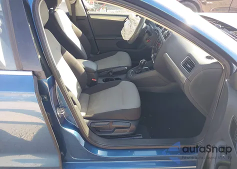 2017 Volkswagen Jetta 1.4T S z USA, uszkodzony, nr VIN 3VW2B7AJ4HM257929